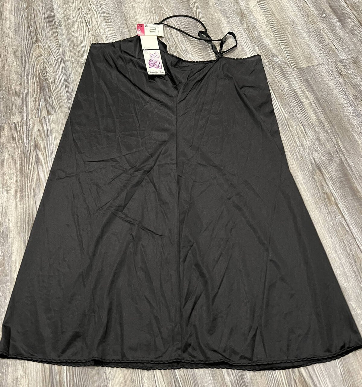 Rare NWT VTG 90 Vanity Fair USA Made Black Spaghetti Straps Lace Slip 38 20”/44