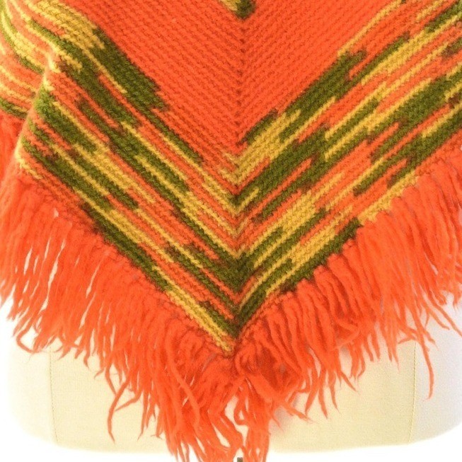 70s Vintage Fringed Poncho Orange Sweater Cape Womens XS Boho Hippie Chevron Mod