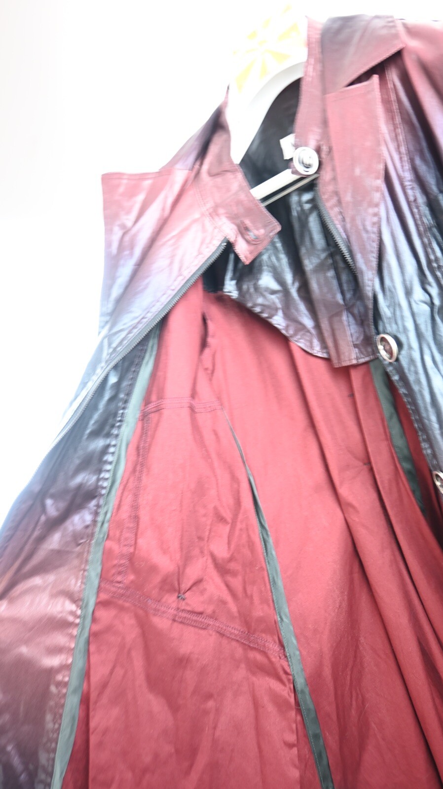 M.E.L Australia ombre lightweight trenchcoat in burgandy/black size 14