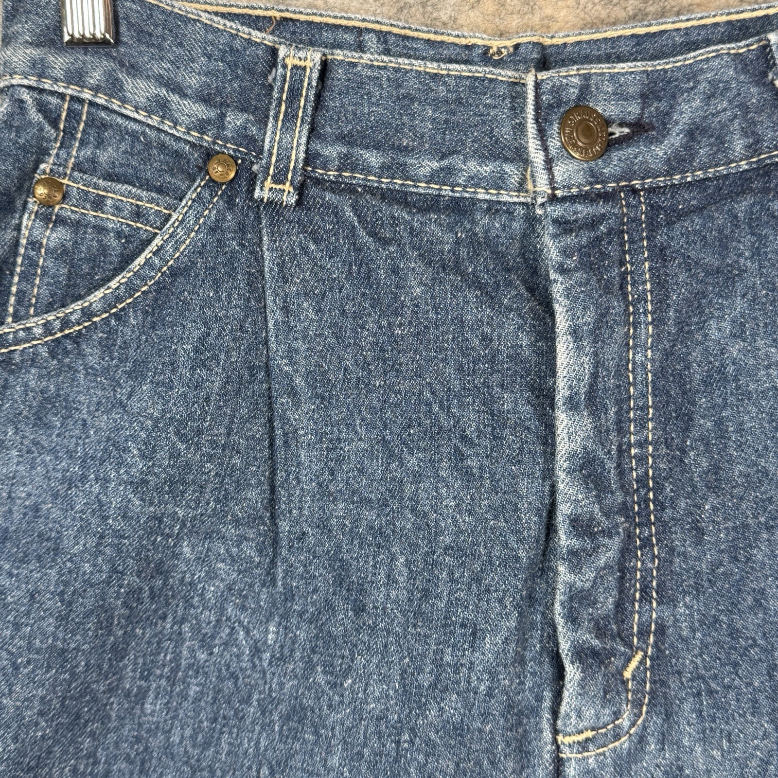 Vintage 90s Womens Levis Jeans Size 10 26×30 Relaxed Fit Tapered Leg Made In Usa