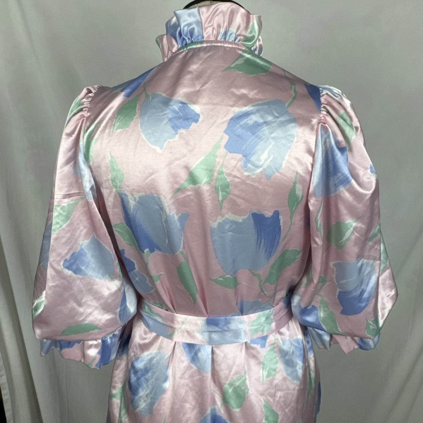 VINTAGE 1980’s B by Barad SMALL Satin Floral Robe +Belt – Golden Girls FL Lounge