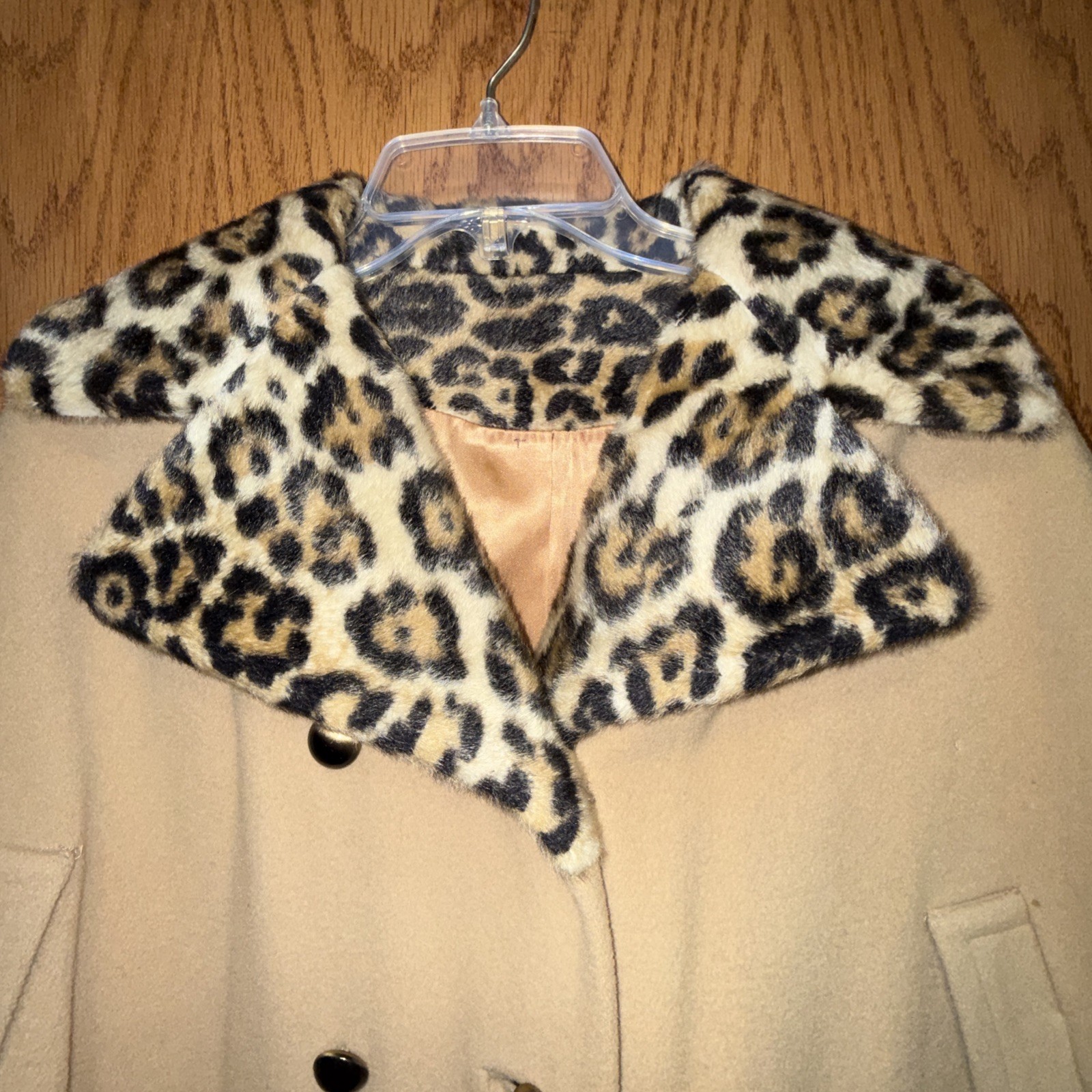 Vintage Camel Cape Faux Cheetah Fur Collar Double Breasted 70s USA Union Made