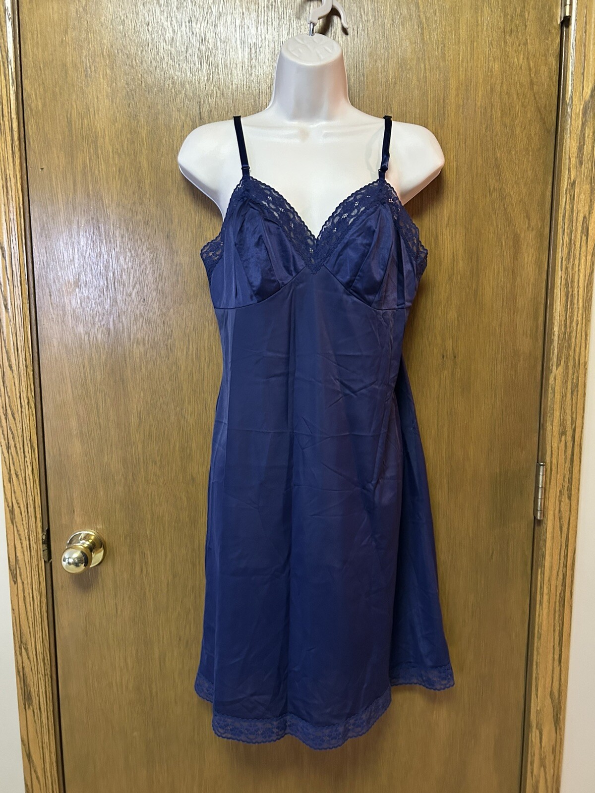 VINTAGE VANITY FAIR size 36 STYLE 10-103 FULL SLIP Babydoll Navy Blue USA A25