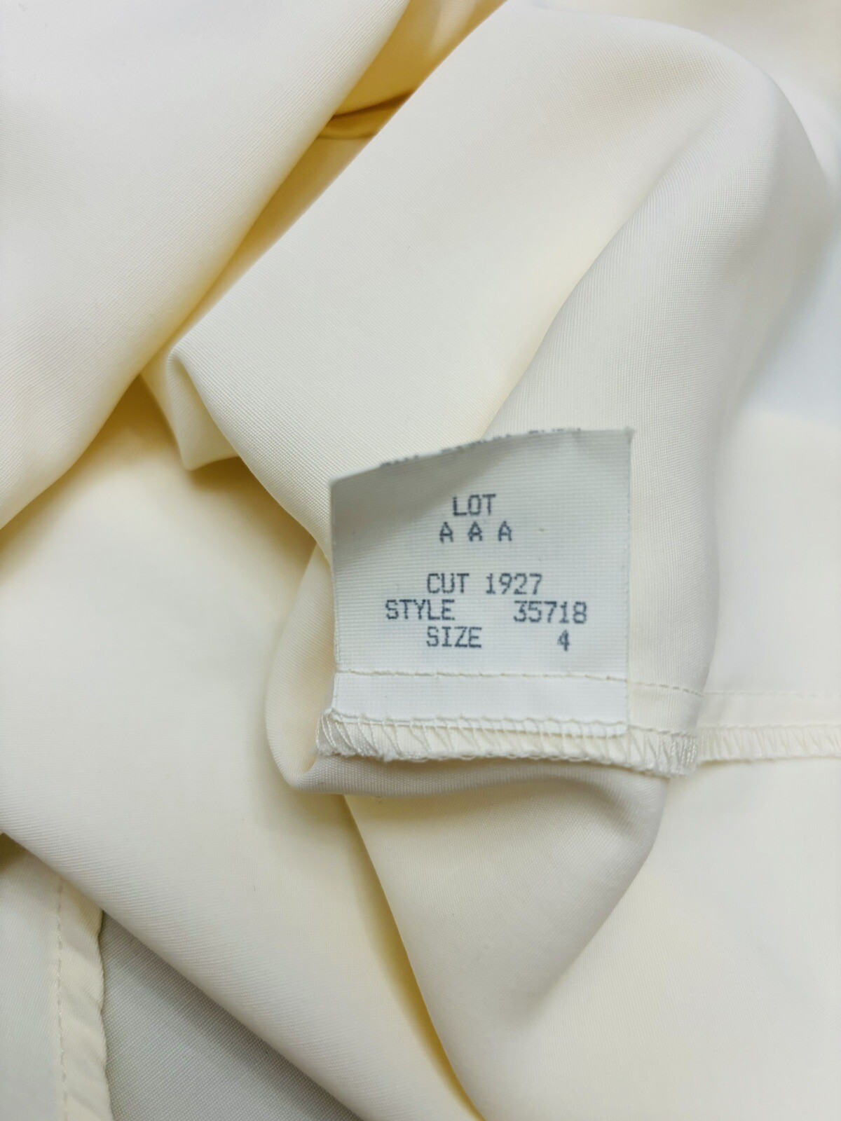 Vintage Embroidered Ivory Blouse Top Sz L 80’s Office Career Secretary Made USA