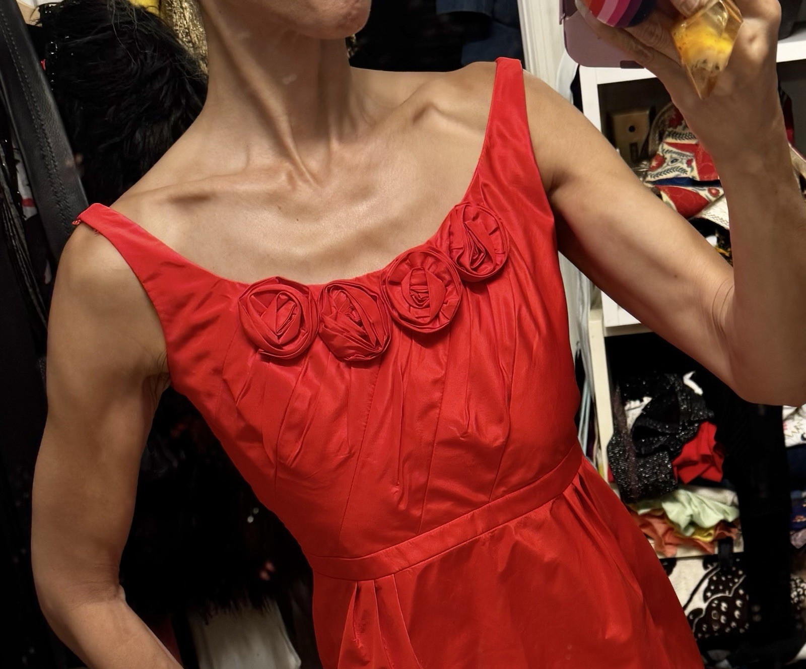 Vtg Red Carmen Marc Valvo Silk Regal Neck Empire Cocktail Roses Dress XS