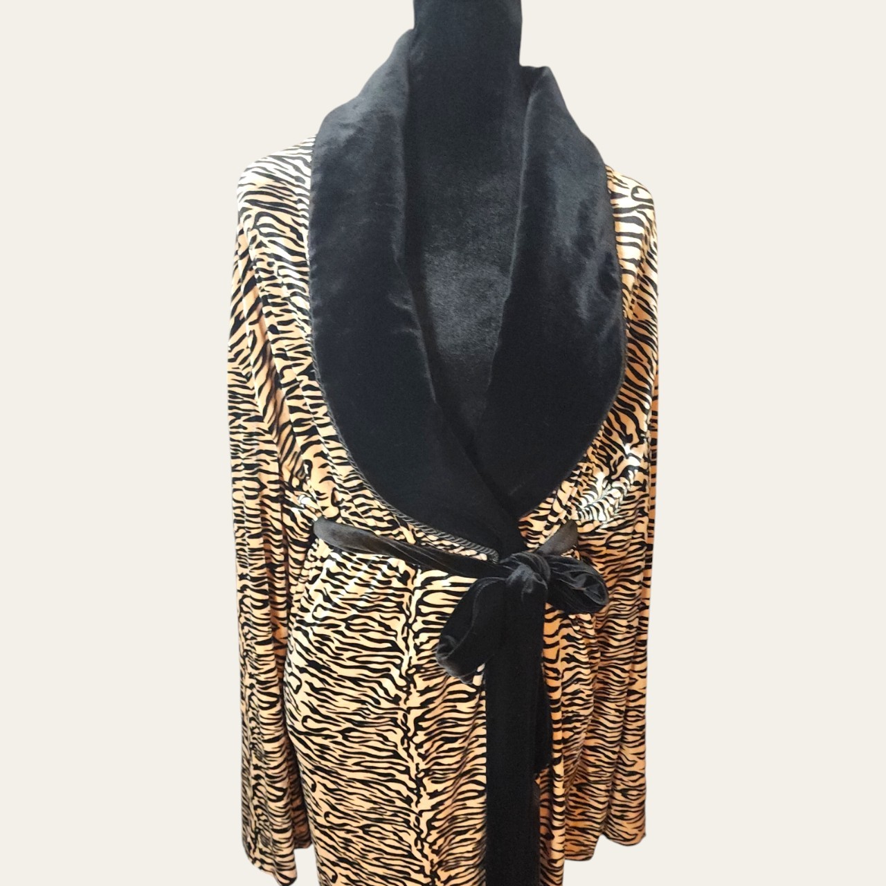 Vintage 70s/80s Diamond Tea Velvet Zebra Print Robe Sz XL