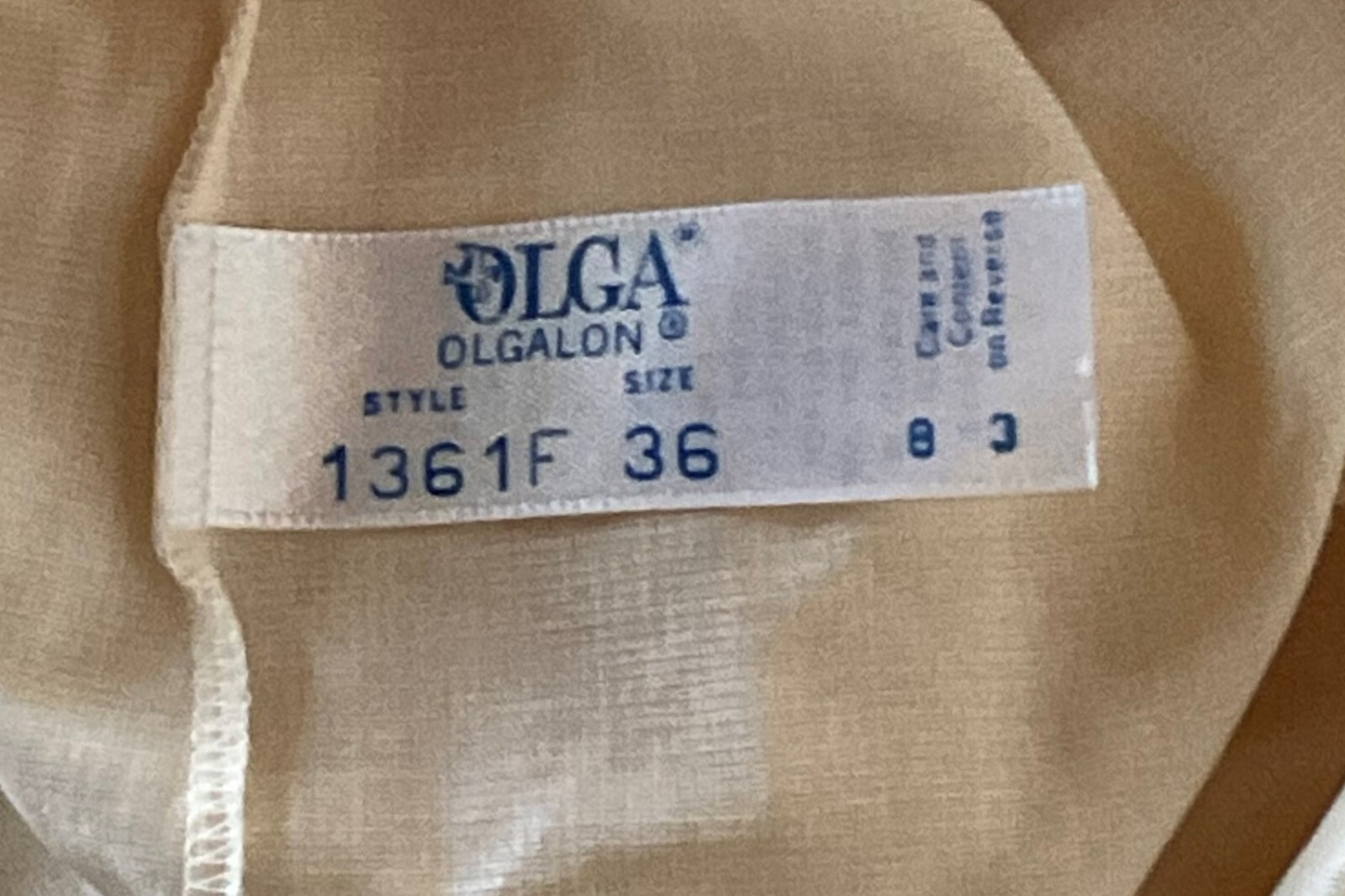 Vintage Olga 'Olgalon’ Beige/Ivory Full Slip Size 38 1970’s Style 1361F (M01)