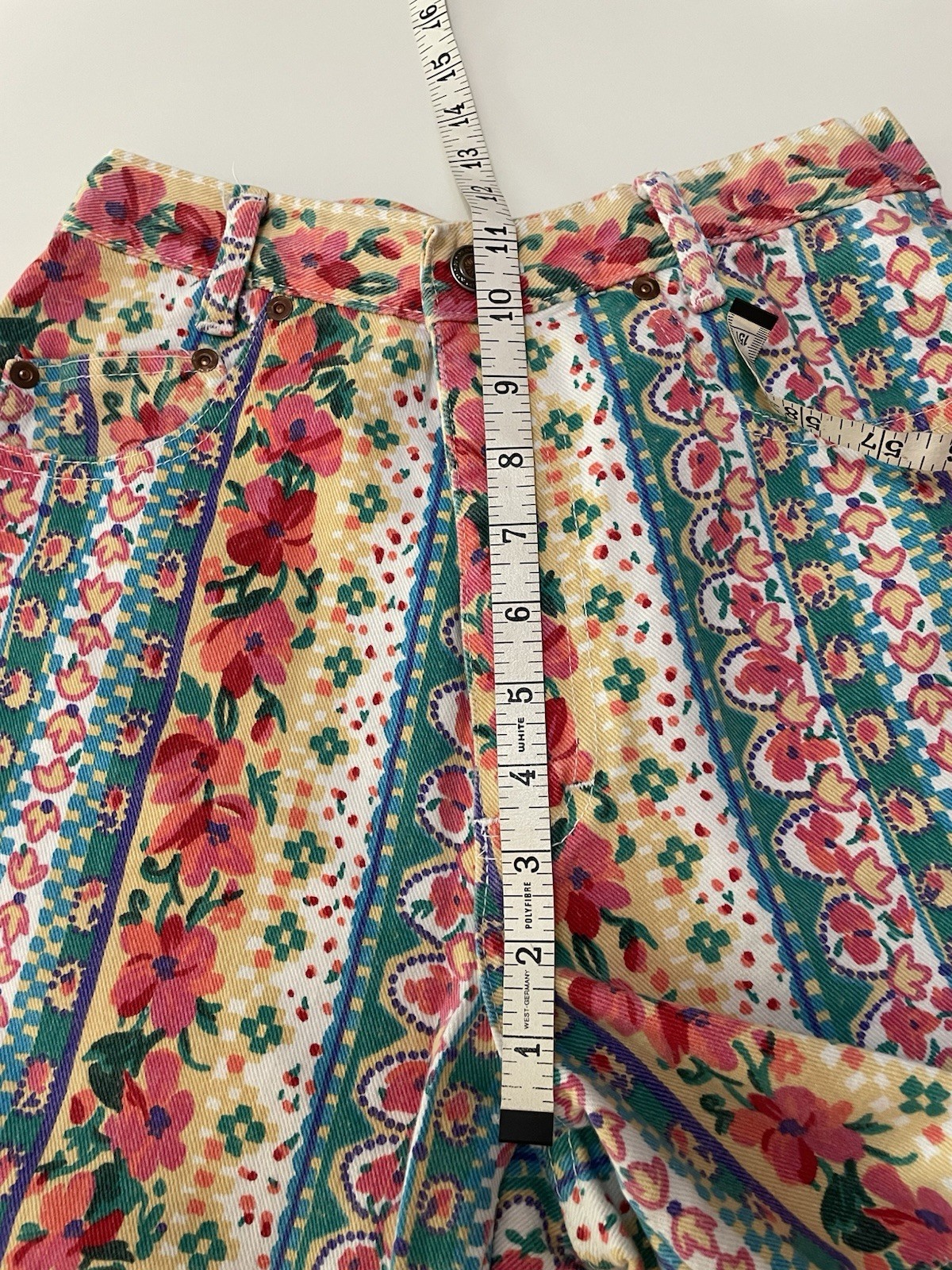 Vintage 80s 90s Floral Print High Rise Hippie Grunge Punk Denim Jean Shorts XS
