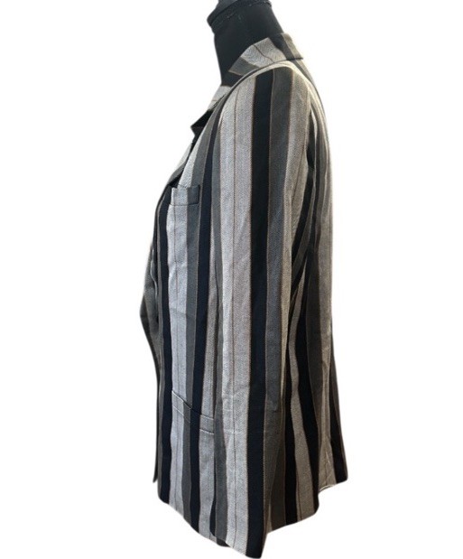 VINTAGE! 1980S STIRLING COOPER STRIPED BLAZER! EXCELLENT CONDITION! *RARE*