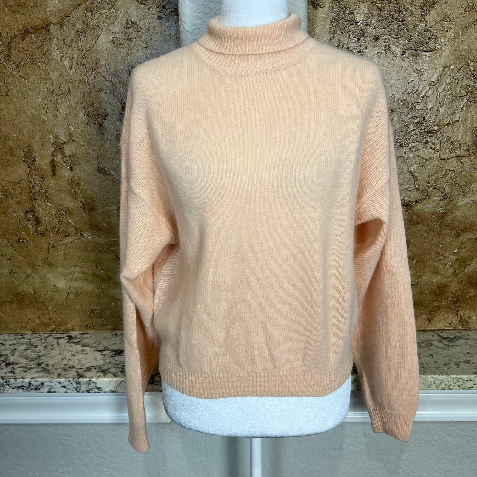 Pringle of Scotland Sweater Women Large Peach Lambswool Angora Mock Neck Vintage