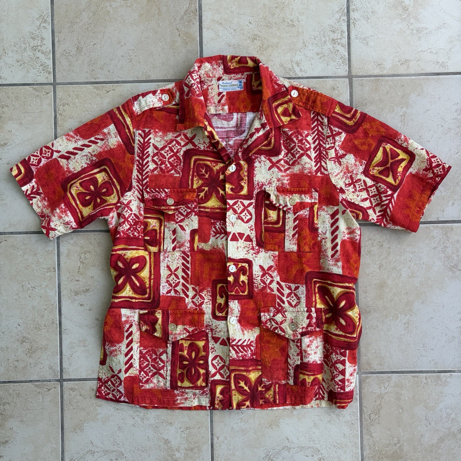 Vintage 60s Hawaiian Shirt Womens Medium Red Barkcloth Camp Safari Aloha Tiki