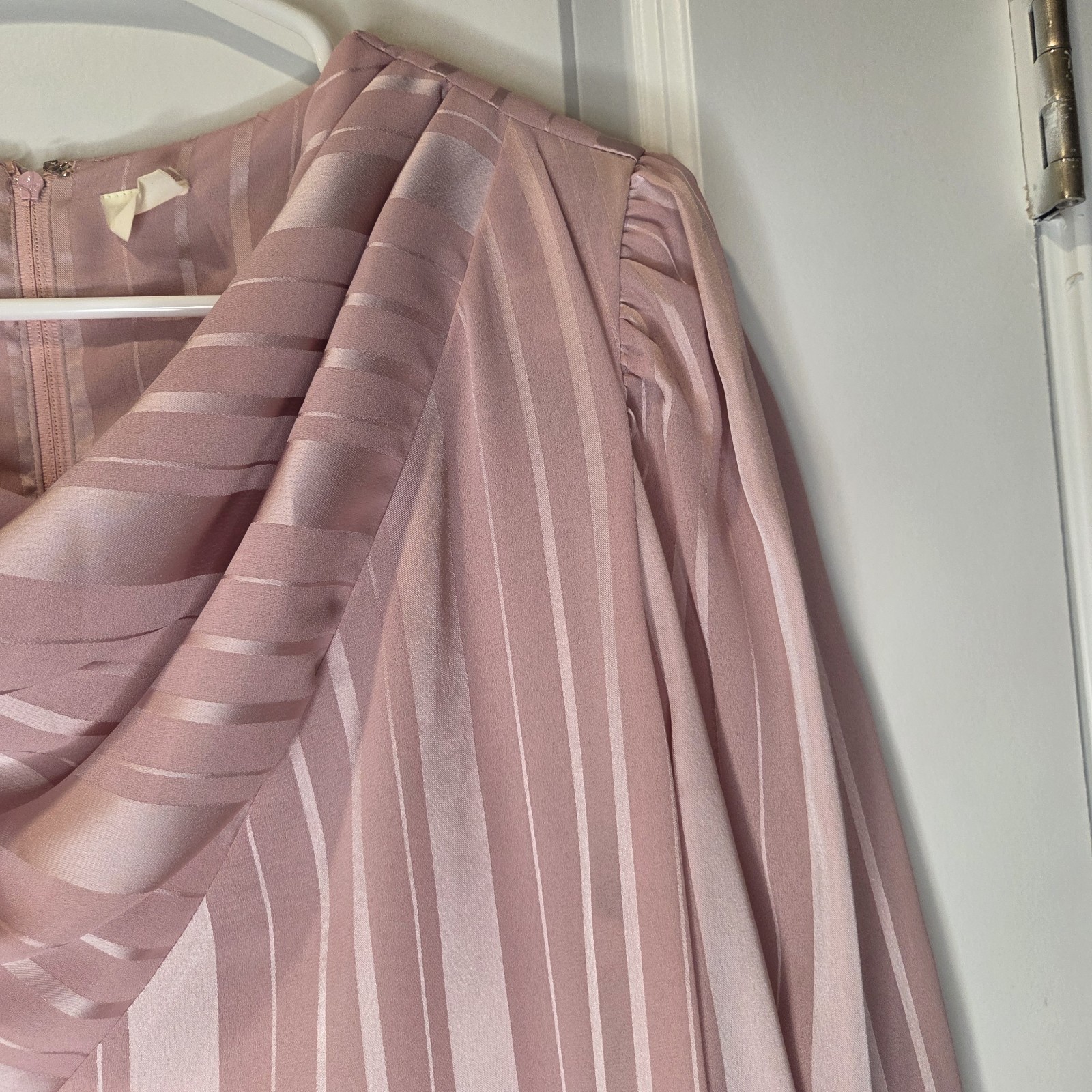 Vintage 80’s Retro Leslie Pomer Pink Dress Size 18B Cowl Neck Shoulder Pads