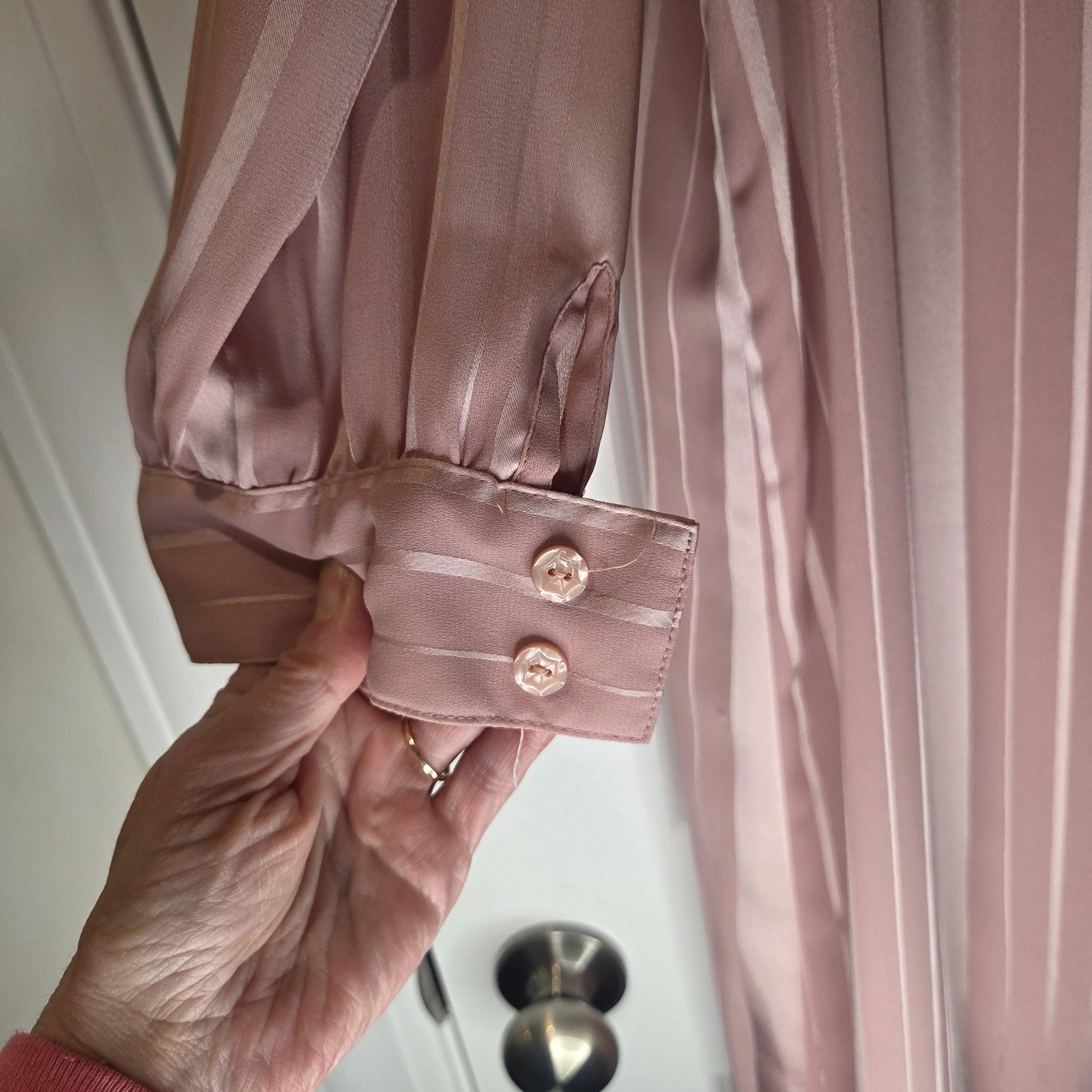 Vintage 80’s Retro Leslie Pomer Pink Dress Size 18B Cowl Neck Shoulder Pads