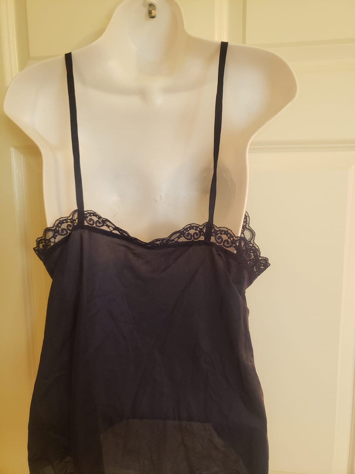 Vintage Deena Lingere Navy Blue Cami Silky Nylon Adjust Strap Lace Size 38