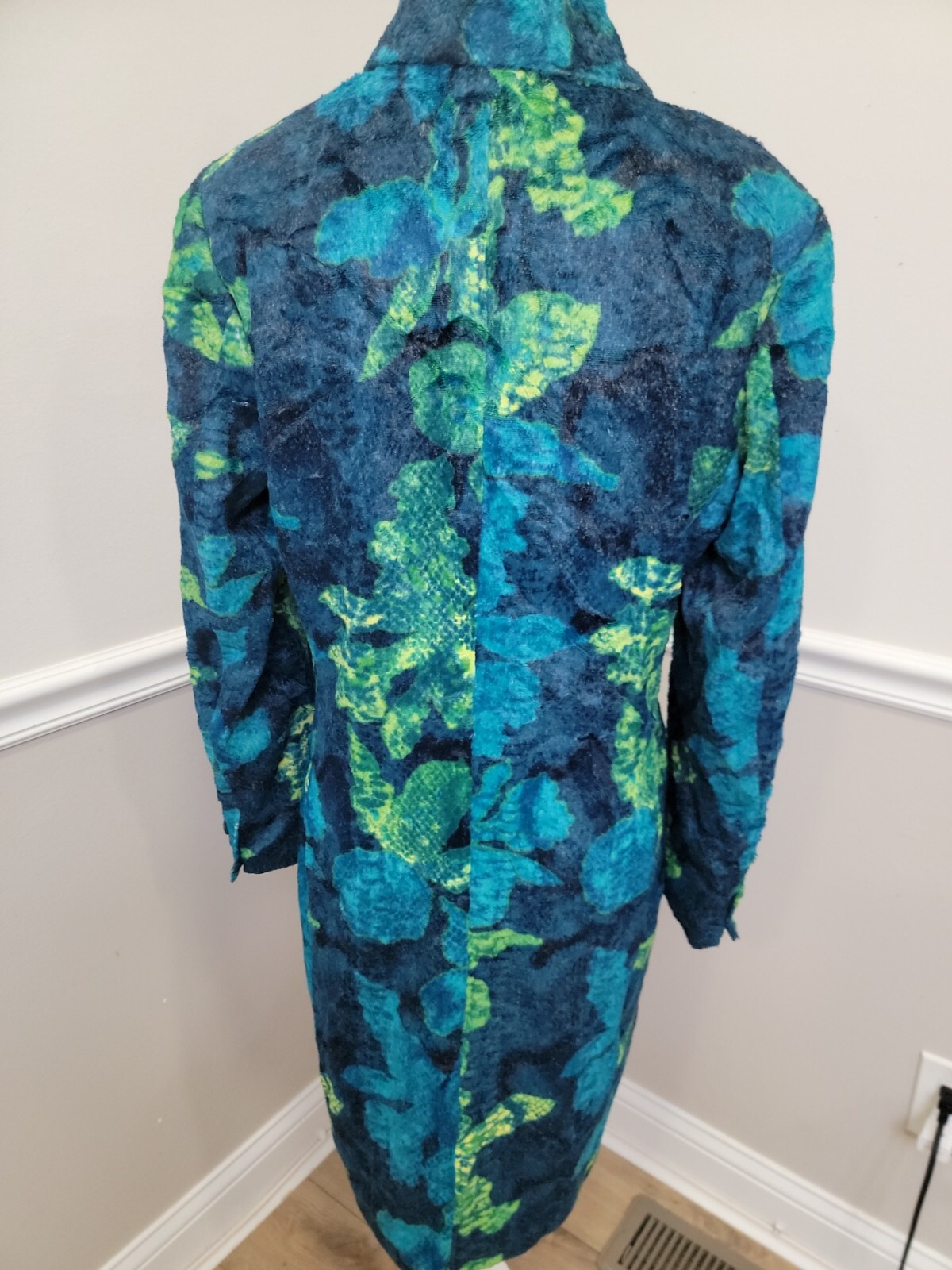 VTG ’90 Versace Jeans Couture Ittierre Plush Coat Made In Italy Size M