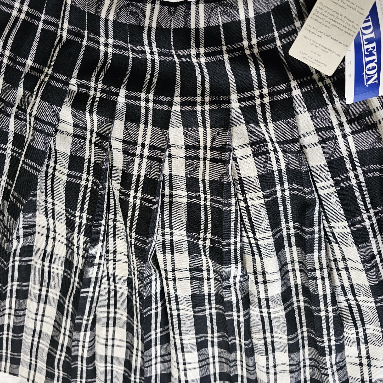 NWT VTG Pendleton Plaid Pleated Midi Skirt Black White 100% Virgin Wool Sz 12