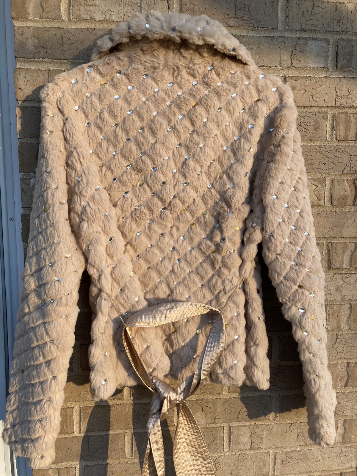 Vtg Rare Y2K 100% Dyed Rabbit Fur Jacket Fitted W/ Gold & Silver Sequins