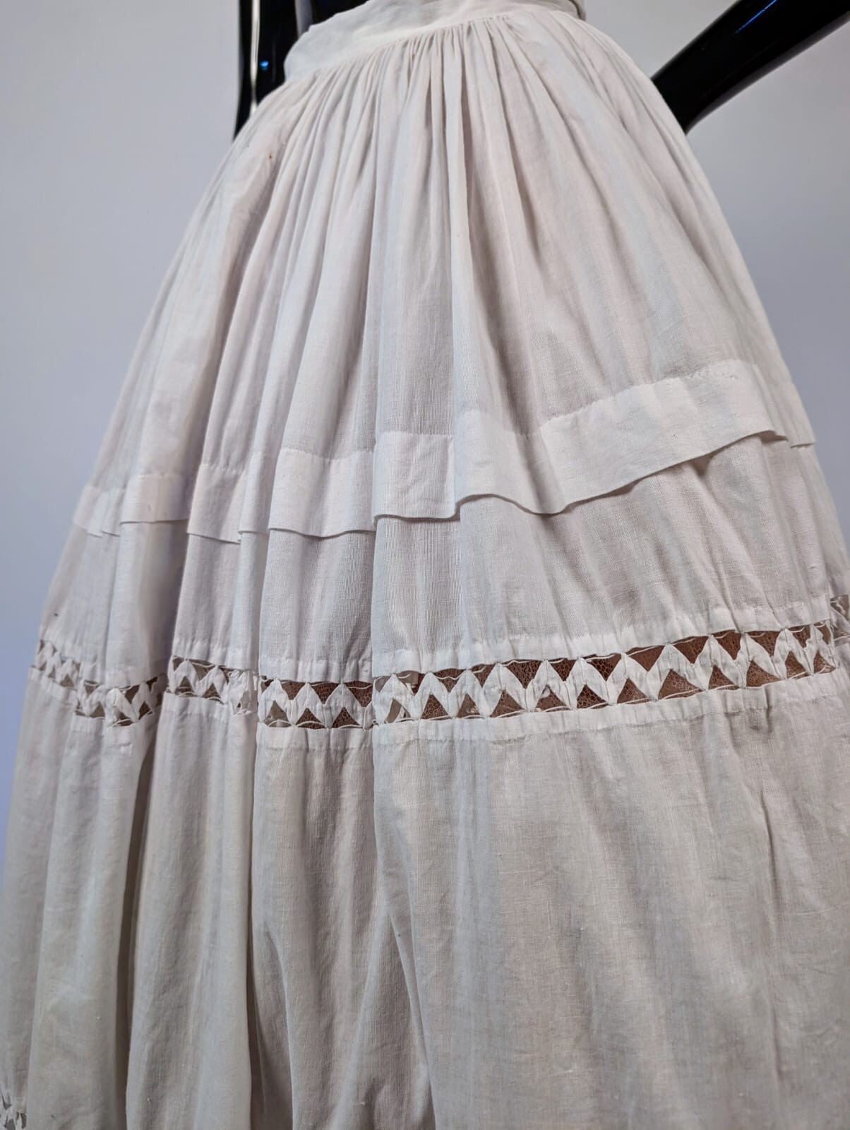 HAND SEWN MID 19TH C WHITE  PETTICOAT SKIRT W SAWTOOTH INSERTION & HEART LACE 