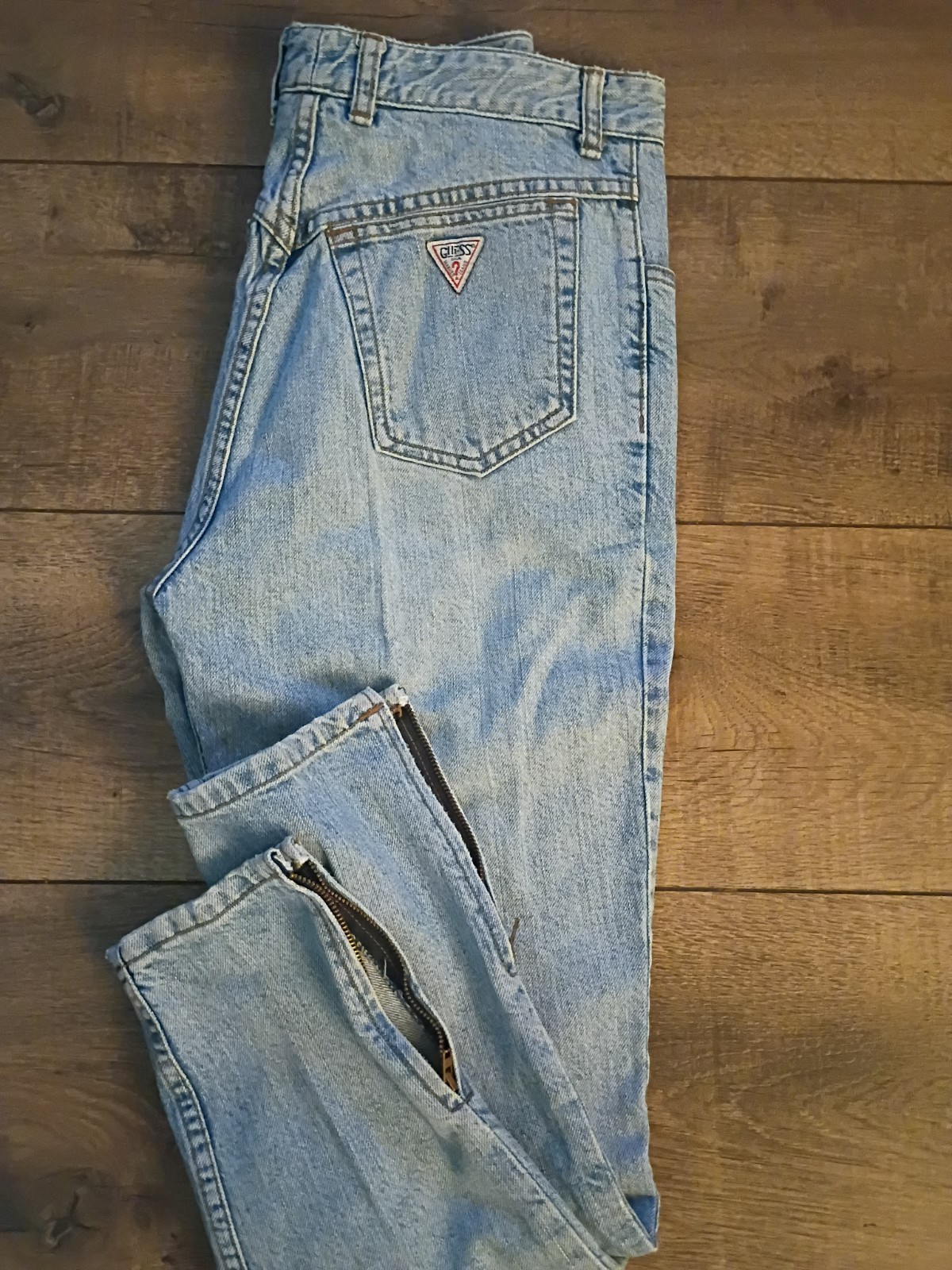 Late ’80s-Early ’90s Vintage Women’s Guess Jeans, Size (10)