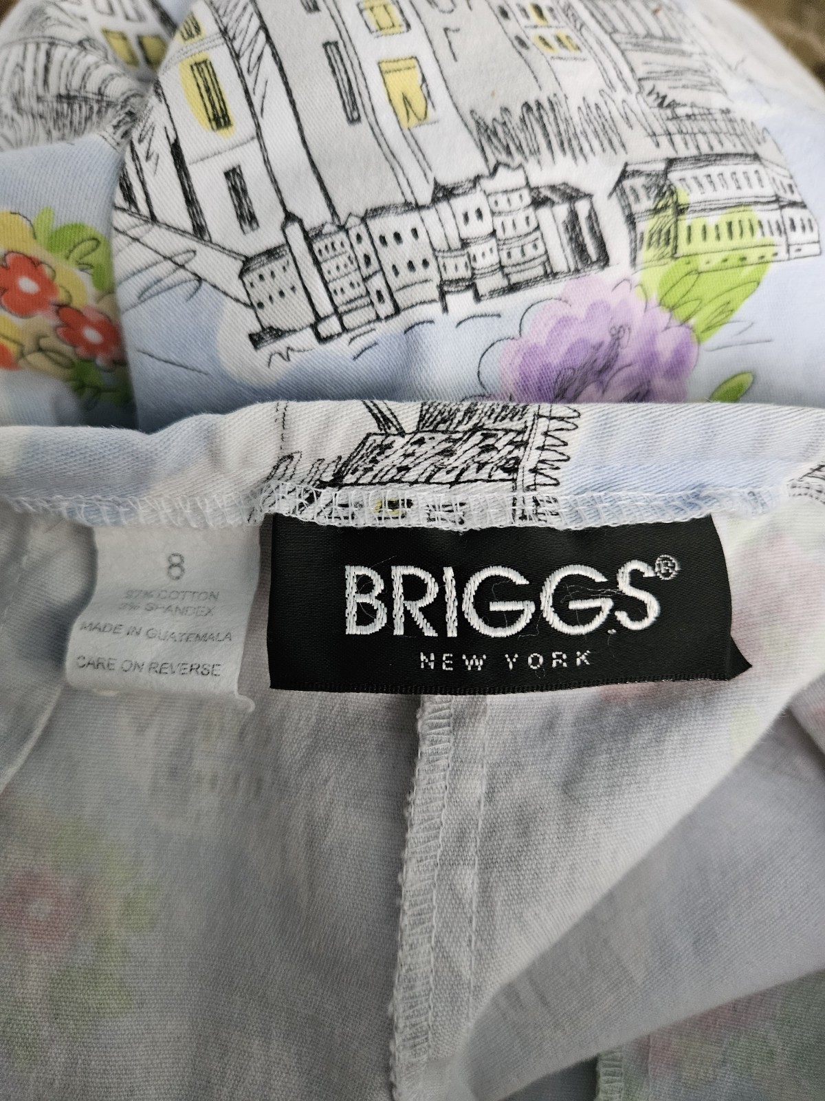 Vintage Briggs New York Cotton Skirt Skort Cityscape and Florals Size 8 Short