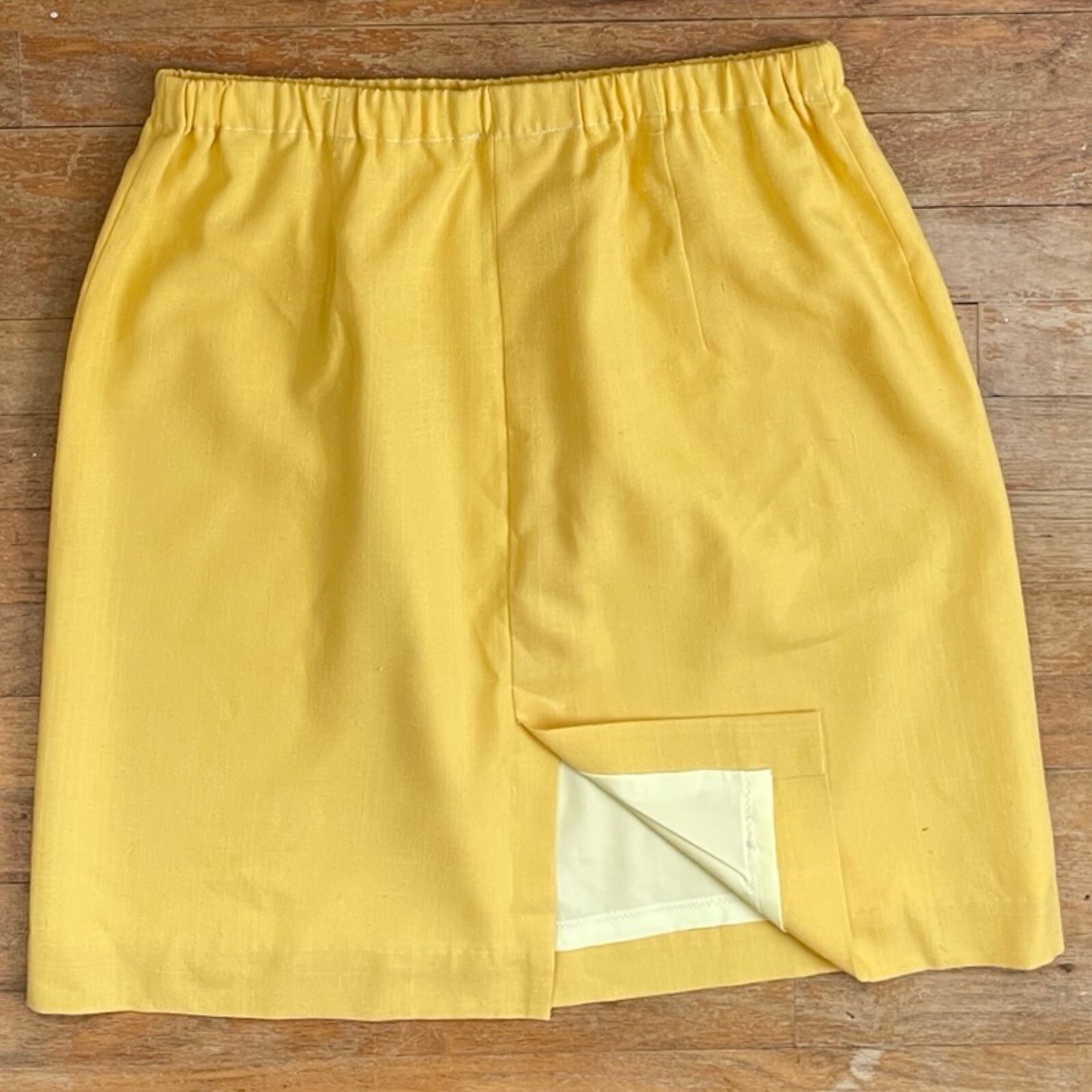 Vintage Woven Rayon Yellow Skirt Size XL/1X 33-36″ Elastic Waist 1970s Handmade