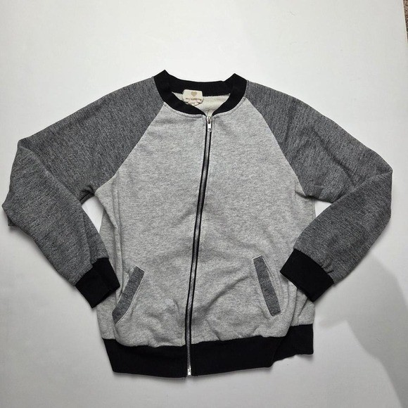 Vintage One Clothing Y2K Zip Up Gray Top Size Medium