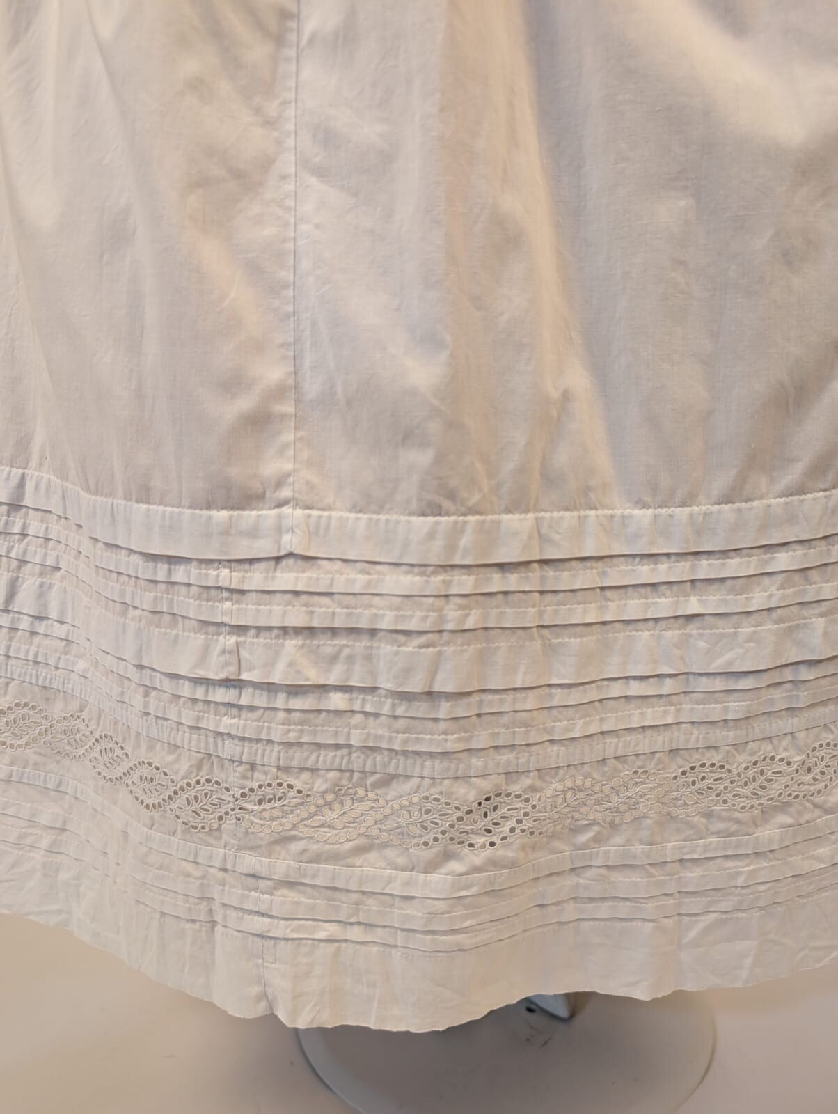 CIVIL WAR 1860’S WHITE COTTON PETTICOAT W EYELET + PLEAT BOTTOM SWEEP