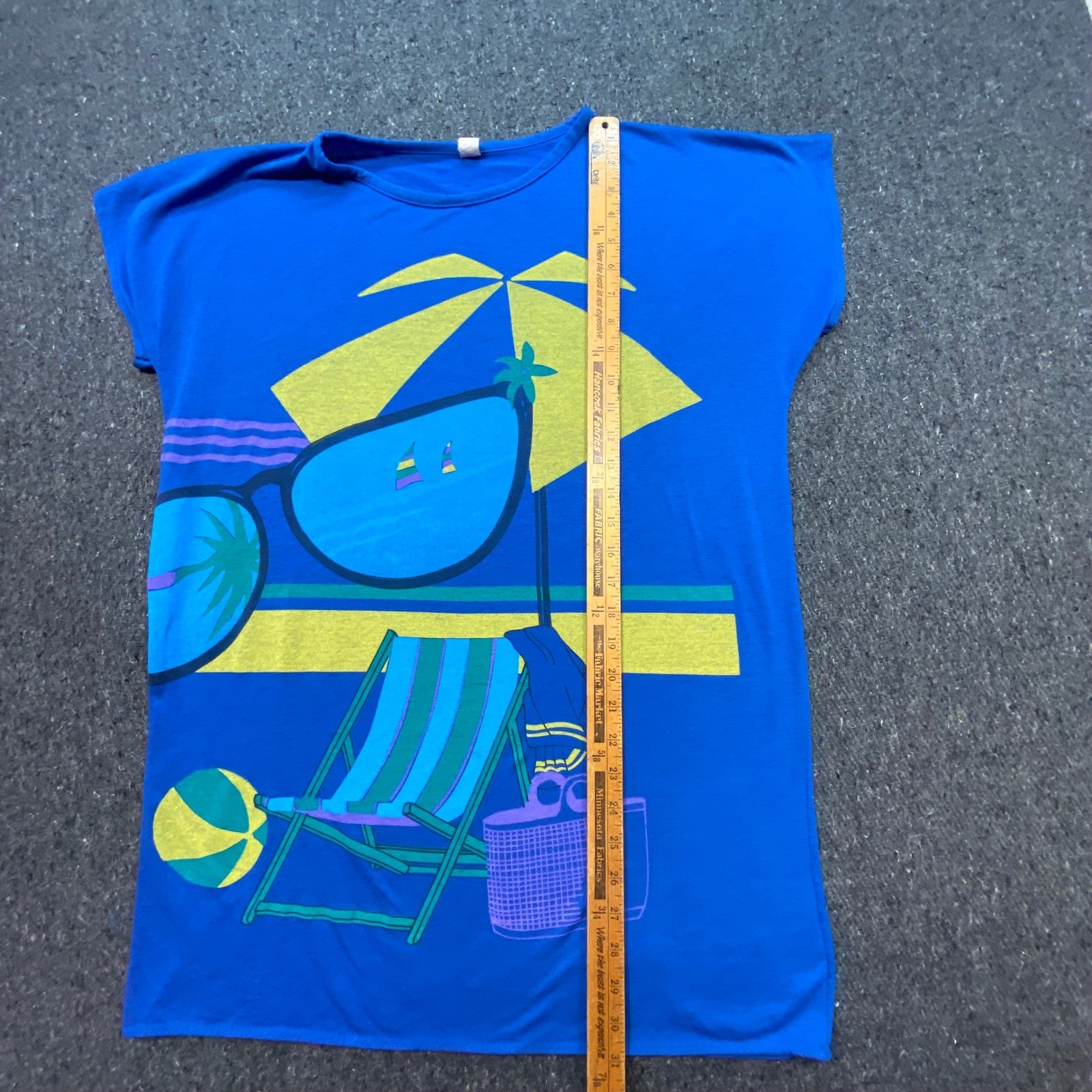 Shirt Sz OS Womens Blue 80s Retro Beach Cover Up Neon Sunglasses Graphic Tee USA