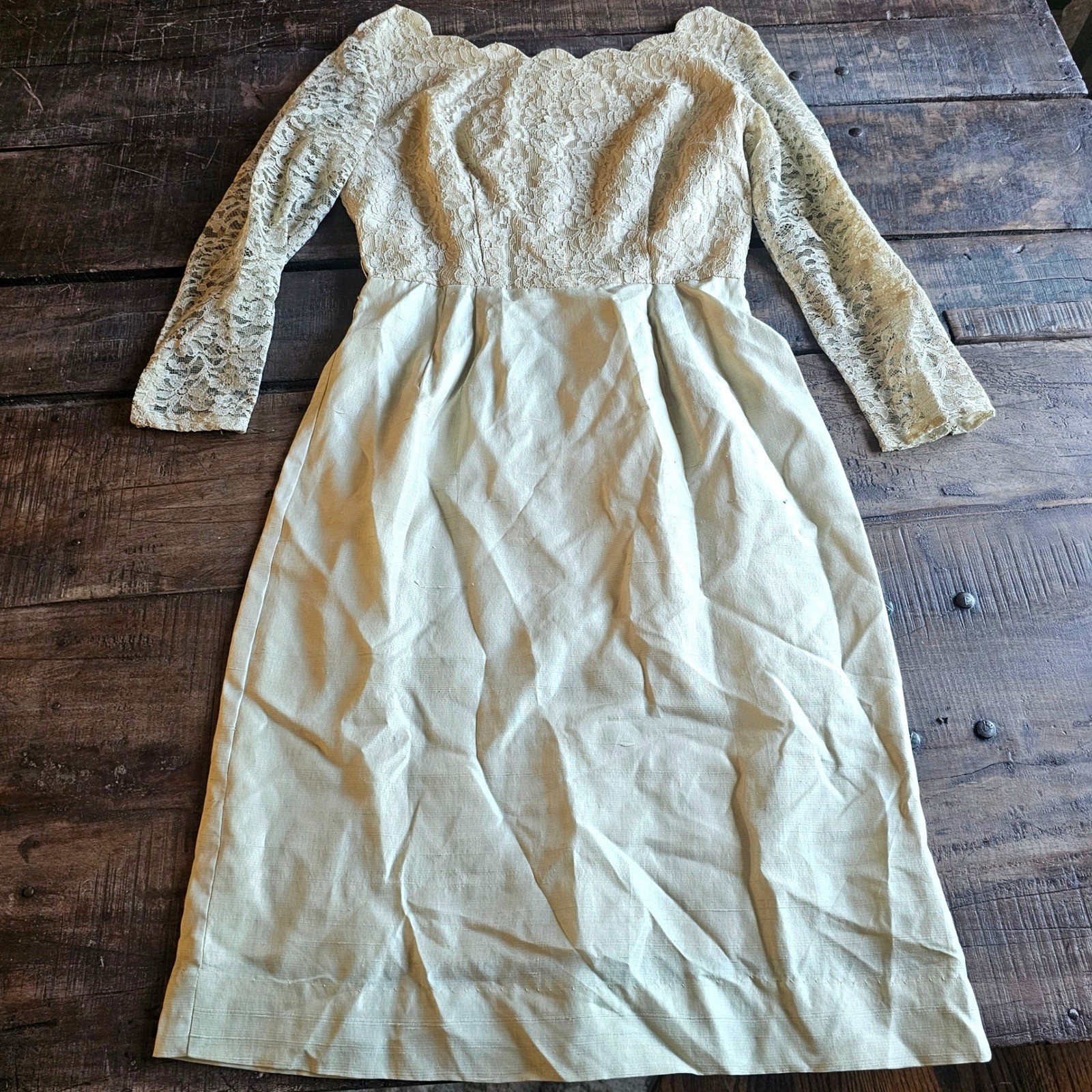 Vintage 1950s Lace Cocktail Dress Cream Scalloped Neck Long Sleeve Pencil Skirt