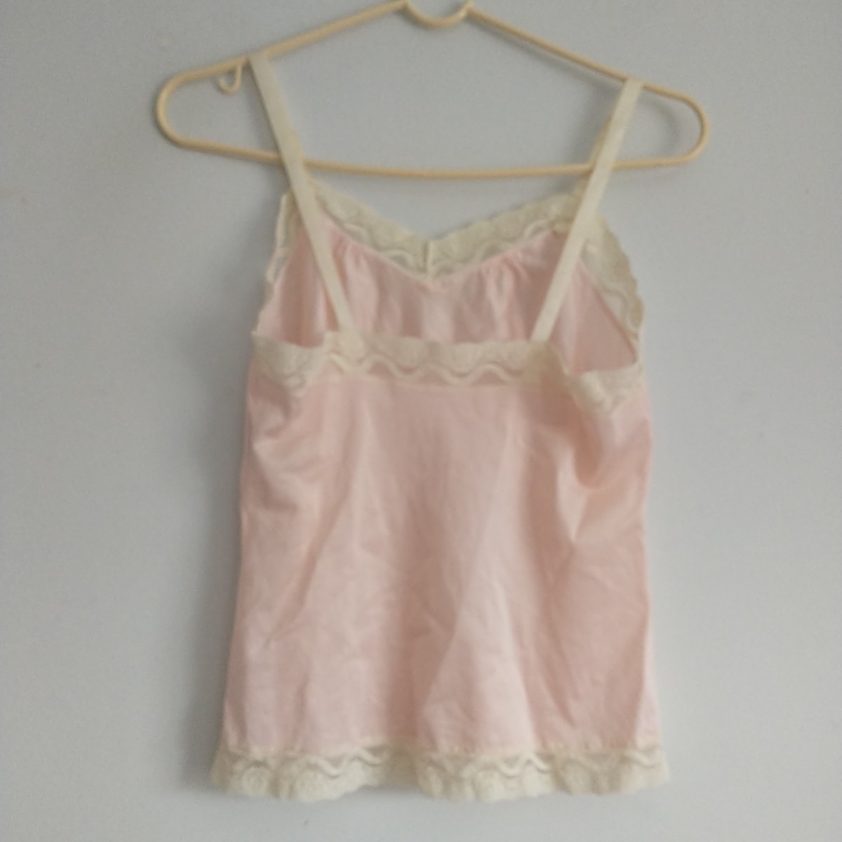 VTG UNDERCOVER WEAR Cami Top Womens S/XS*Pink Cream Ivory Lace Lingerie Coquette