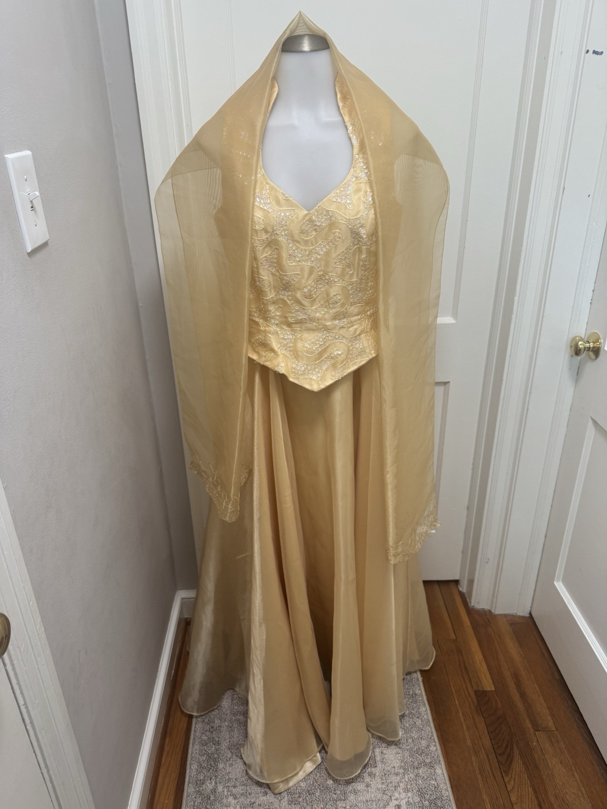 VTG Faviana Yellow Organza Formal Set Halter Sequin Bodice Romantic 90s 11/12