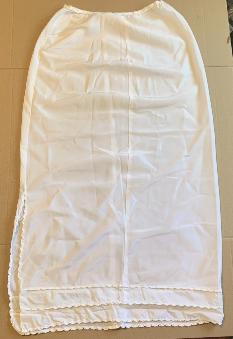 VTG 1960’s Snip-it Slip Size Medium White