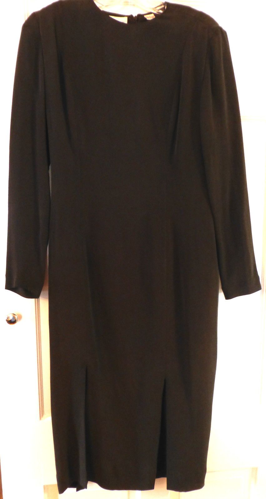 Vintage Dana Buchman Black Silk L.S. „Car Wash” Hem Dress,Size 8, CA. 1980’s, A+