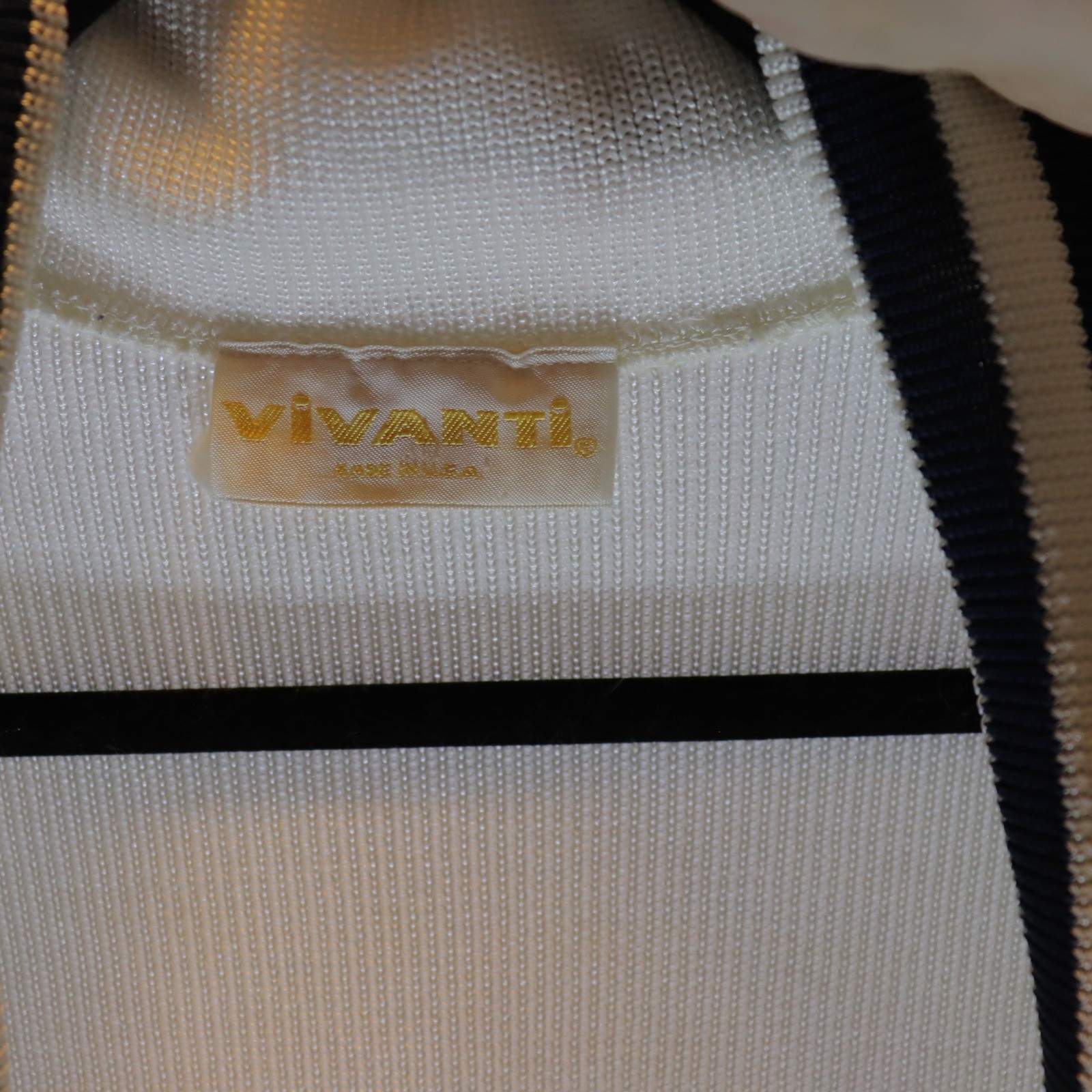 Vivanti Cardigan Sweater L White Womens Vintage Varsity Preppy