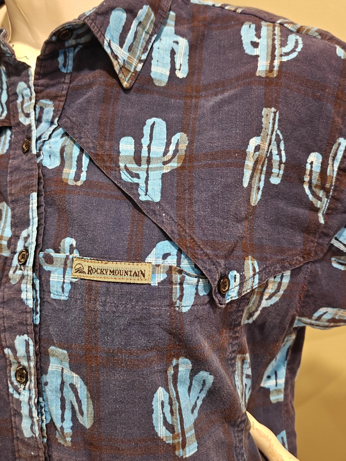 Vintage Women’s Large Western Rocky Mountain Clothing Cactus Print Plaid Shirt