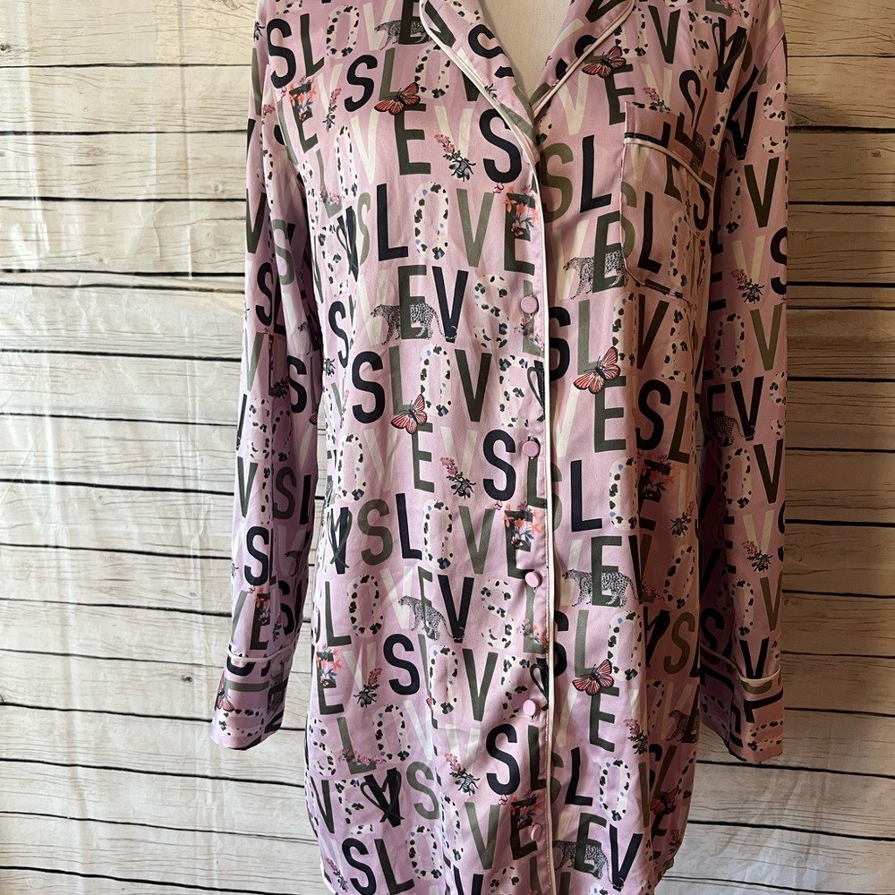 RARE Victoria’s Secret Pink and Black LOVE Letter Print Sleep Shirt