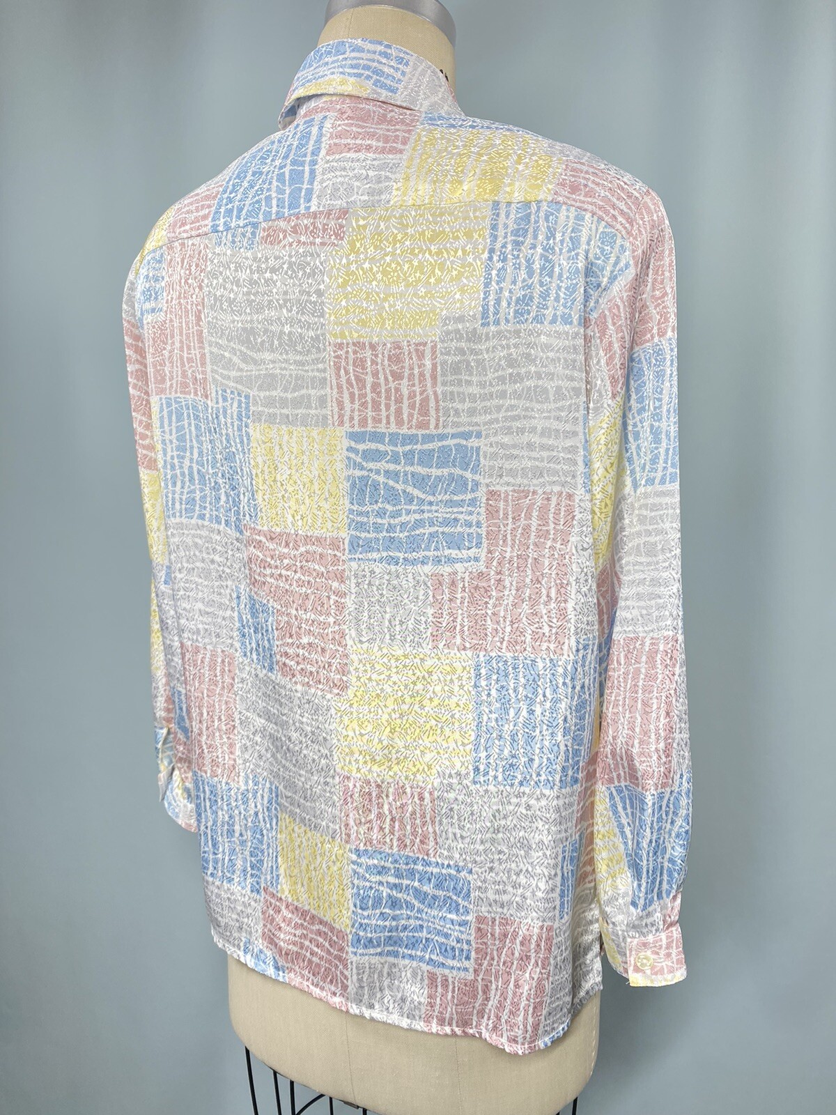 Vintage Blouse Top Women’s SIZE 10 PETITE LARGE pastel satin DA RUE 80s 90s
