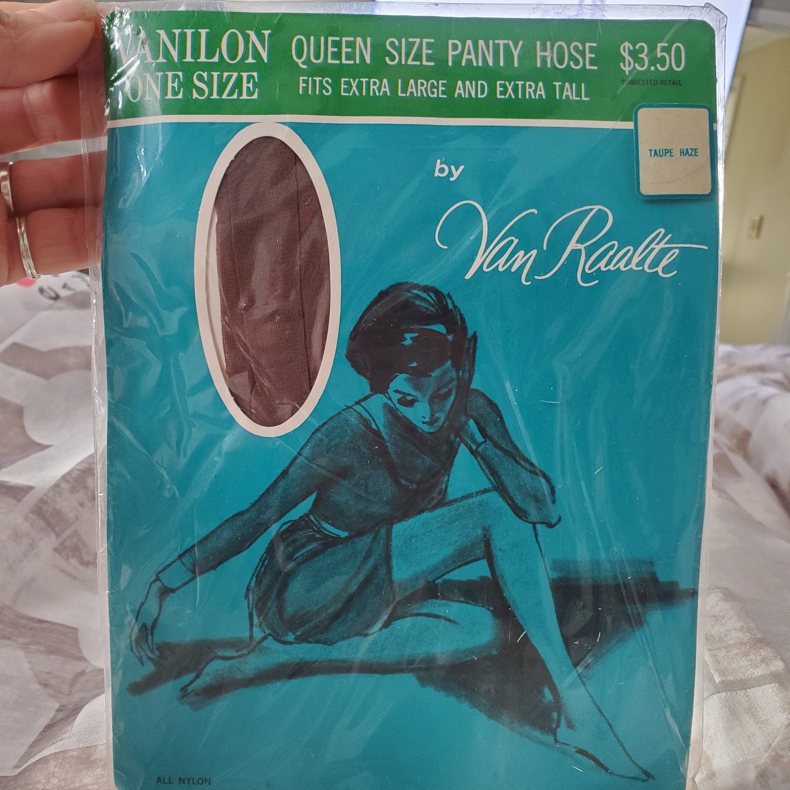 Vtg Van Raalte Panty Hose Extra Tall XL Queen Mod Go-Go Nylons Hosiery