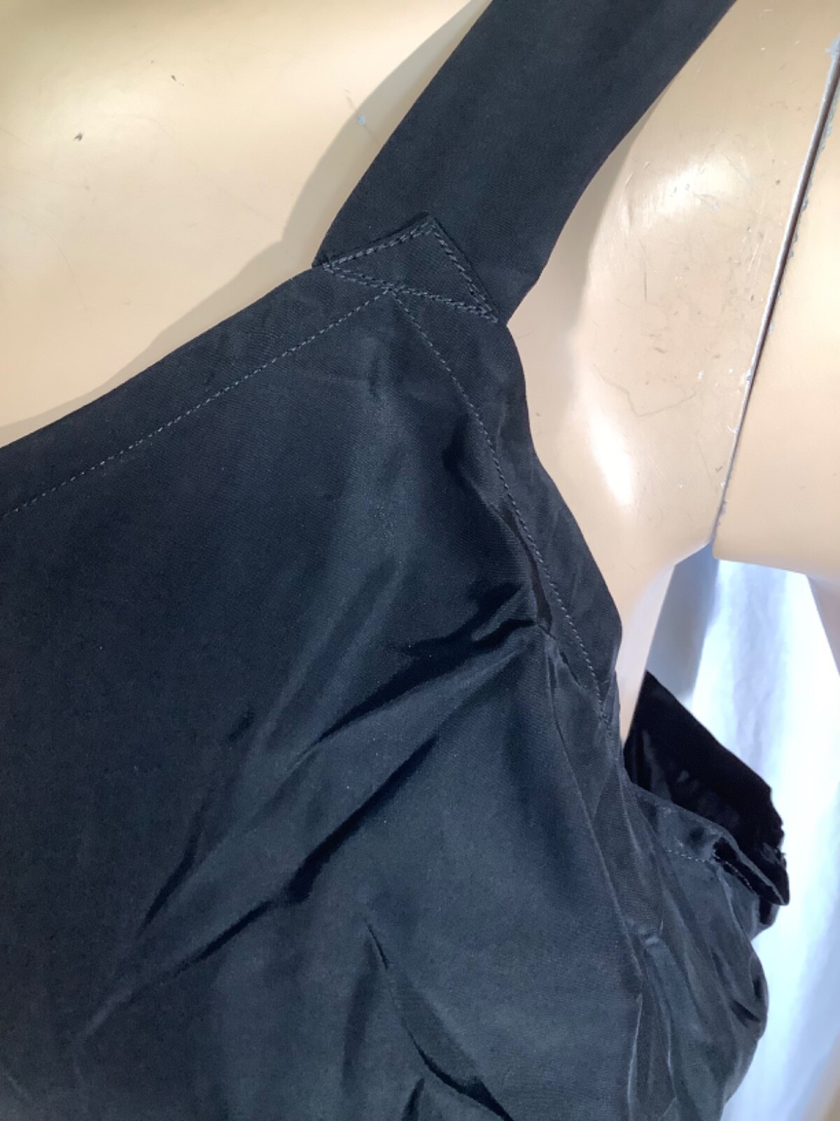 Vintage cold rayon Full Slip nightgown Chemise black M midi WWII slit Lace 40s
