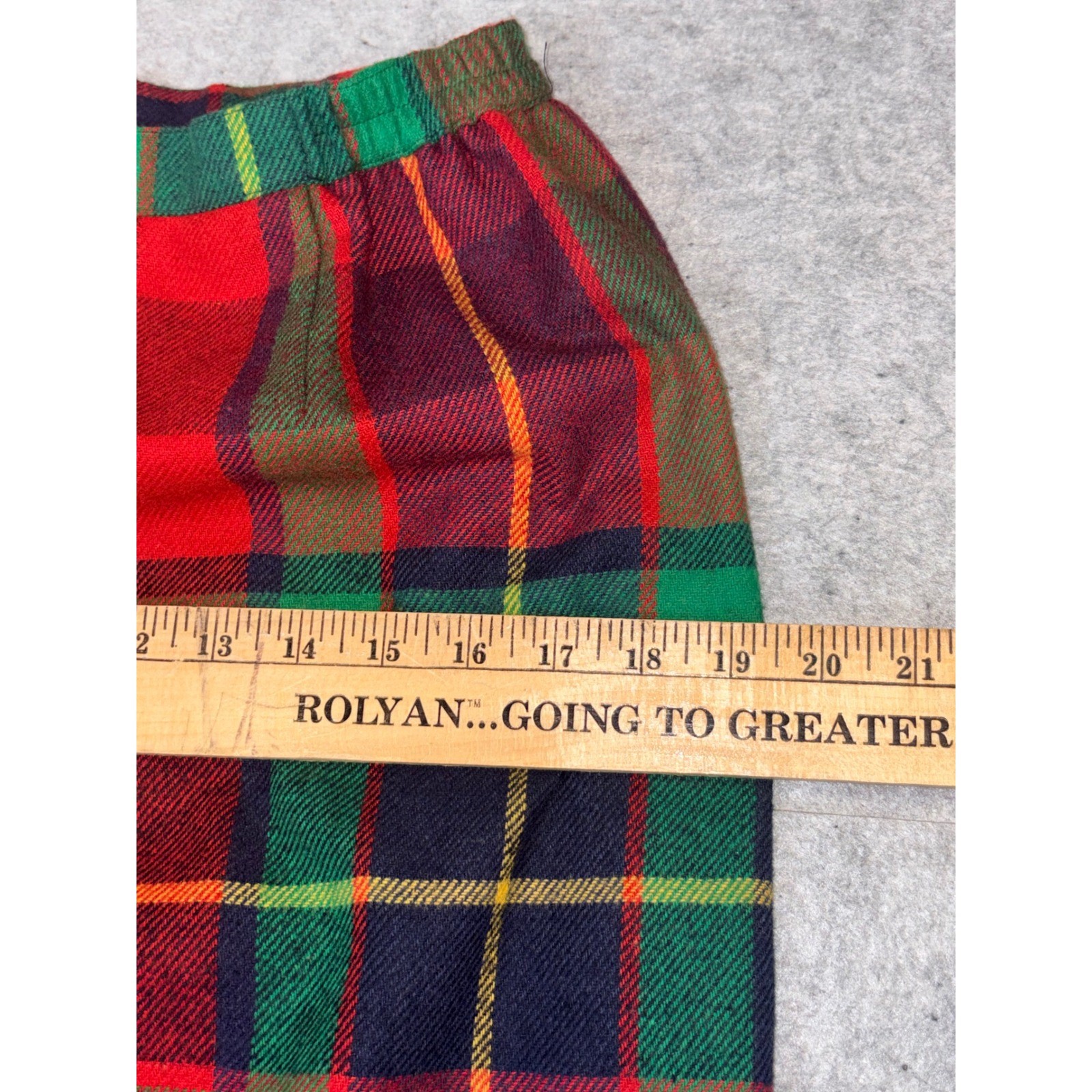 Vintage Wool Plaid Kilt 10 Skirt Red Green Blue Tartan Pleated Midi Buckle Side