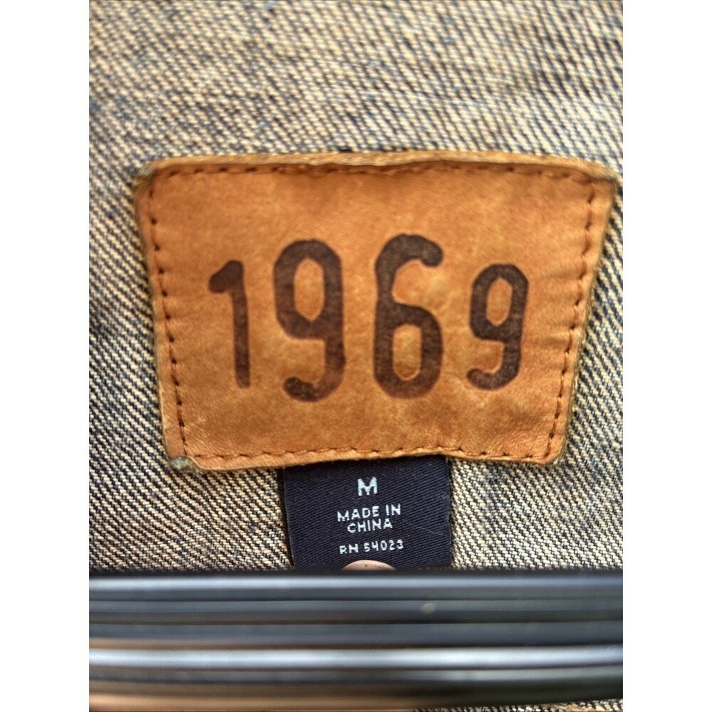 Gap Jean Jacket Womens Medium 1969 Denim Trucker Classic 100% Cotton Y2K 2000’s