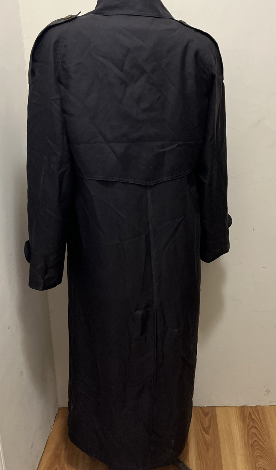 Vintage Count Romi Black 100% Silk Trench Coat Fall Size 4