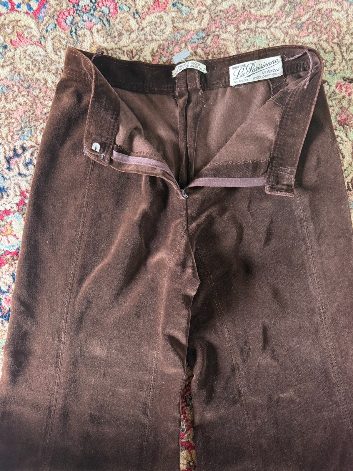 Vintage 1970’s La Parisienne La Piazza Chocolate Brown Velvet Bell Bottom XS