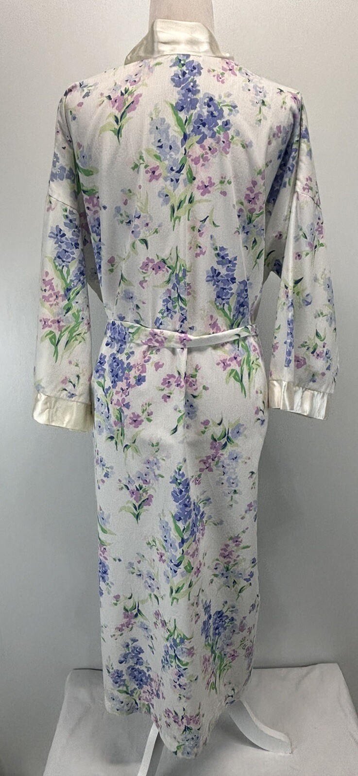 Vtg Appel Floral Robe Women’s Belted Cottagecore 24” Bust Satin Trim