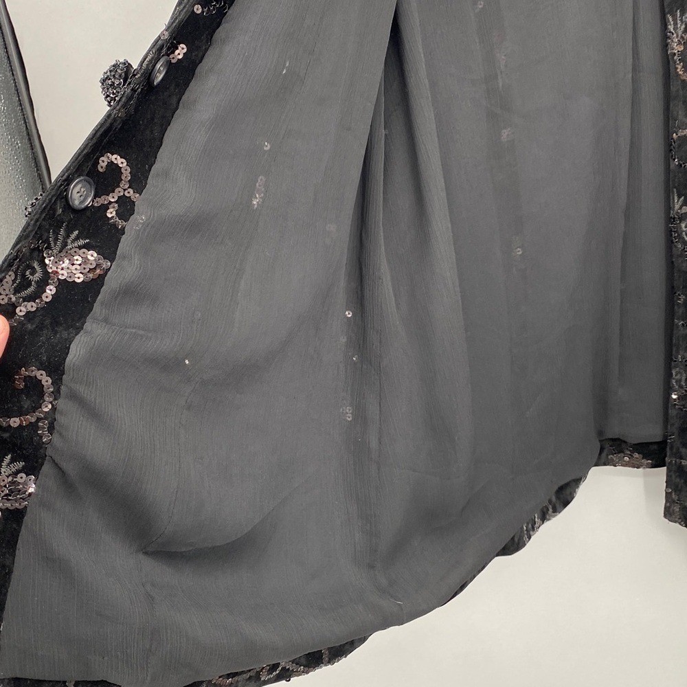 Vintage Isabel Women’s Black Velvet Sequin Embroidered Jacket Size XL Whimsygoth