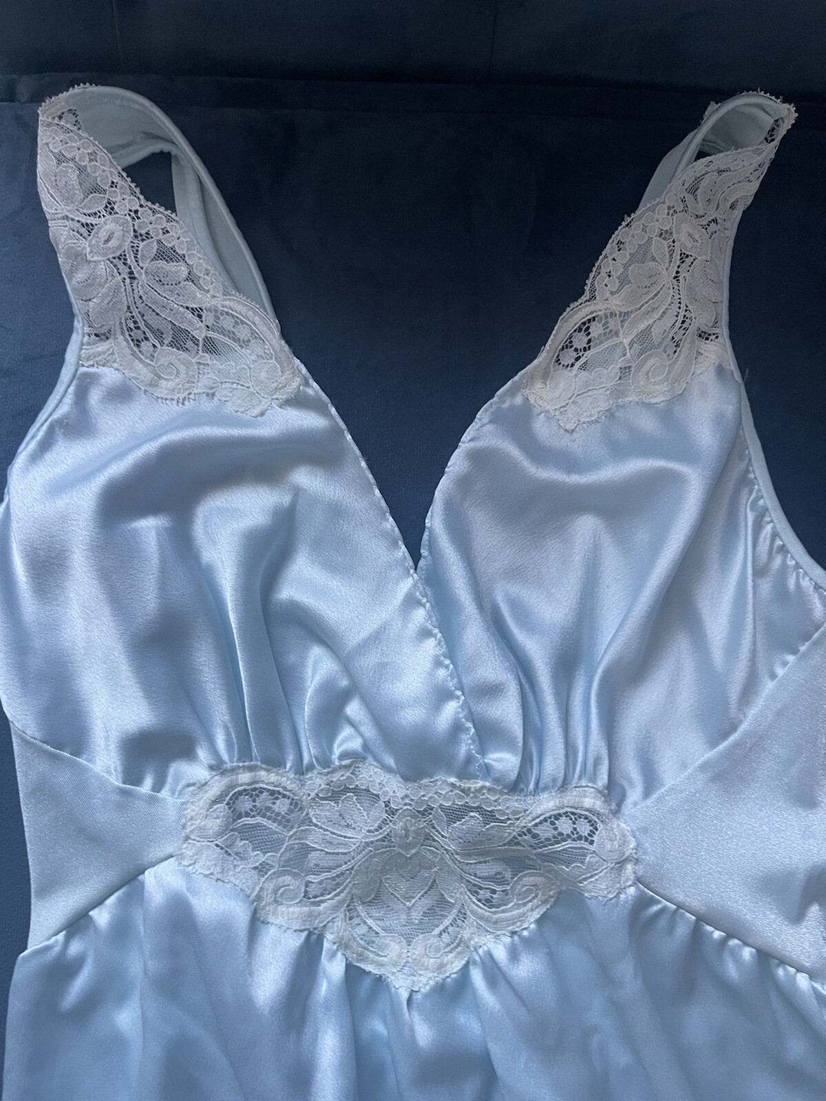 VTG Olga Designer Collection Gold Label Nightgown S Gown Satin Lace Blue 92195