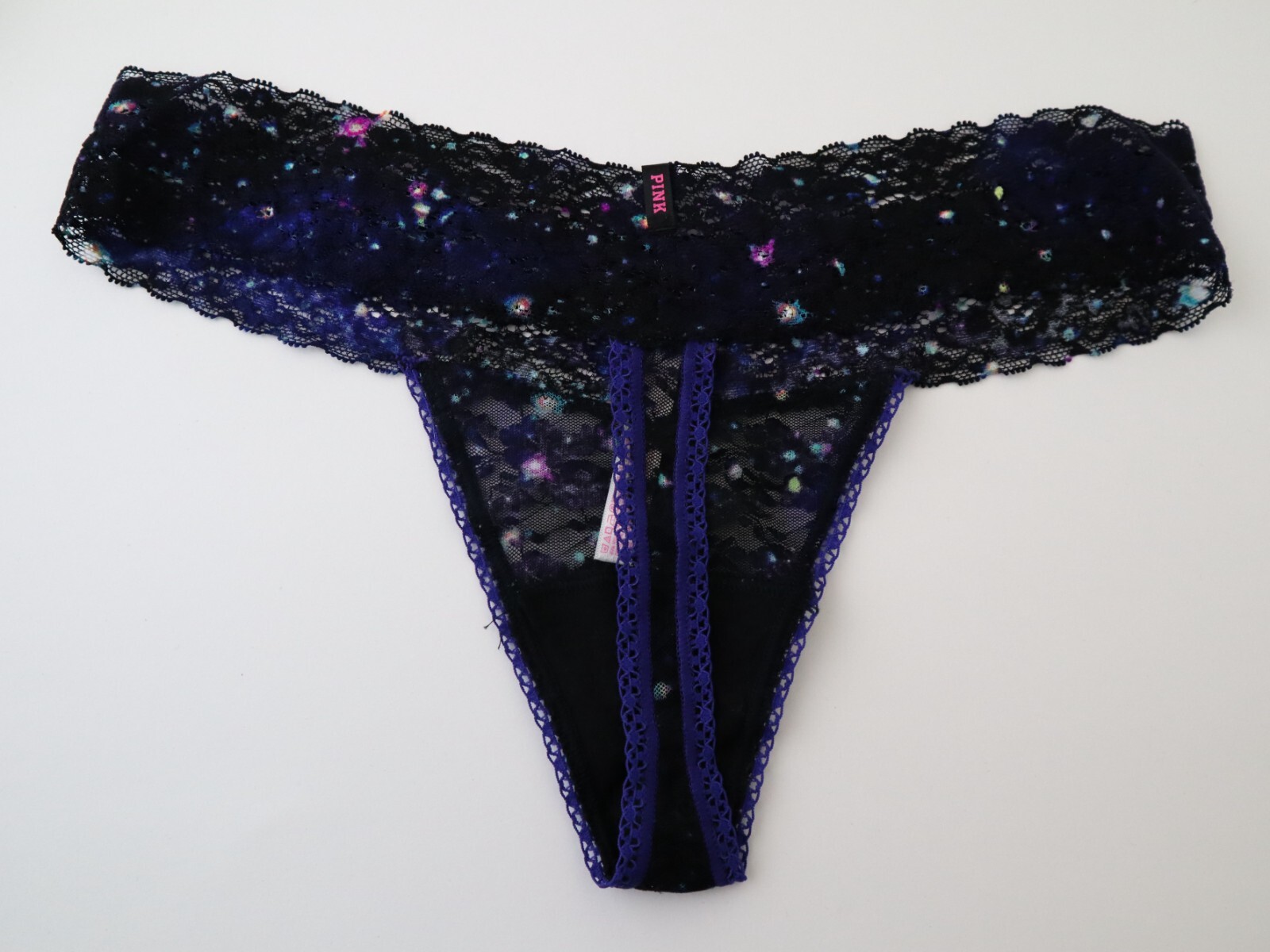 2 Vintage Victoria’s Secret PINK 2013 Lace Thong Panties Lot Size LARGE