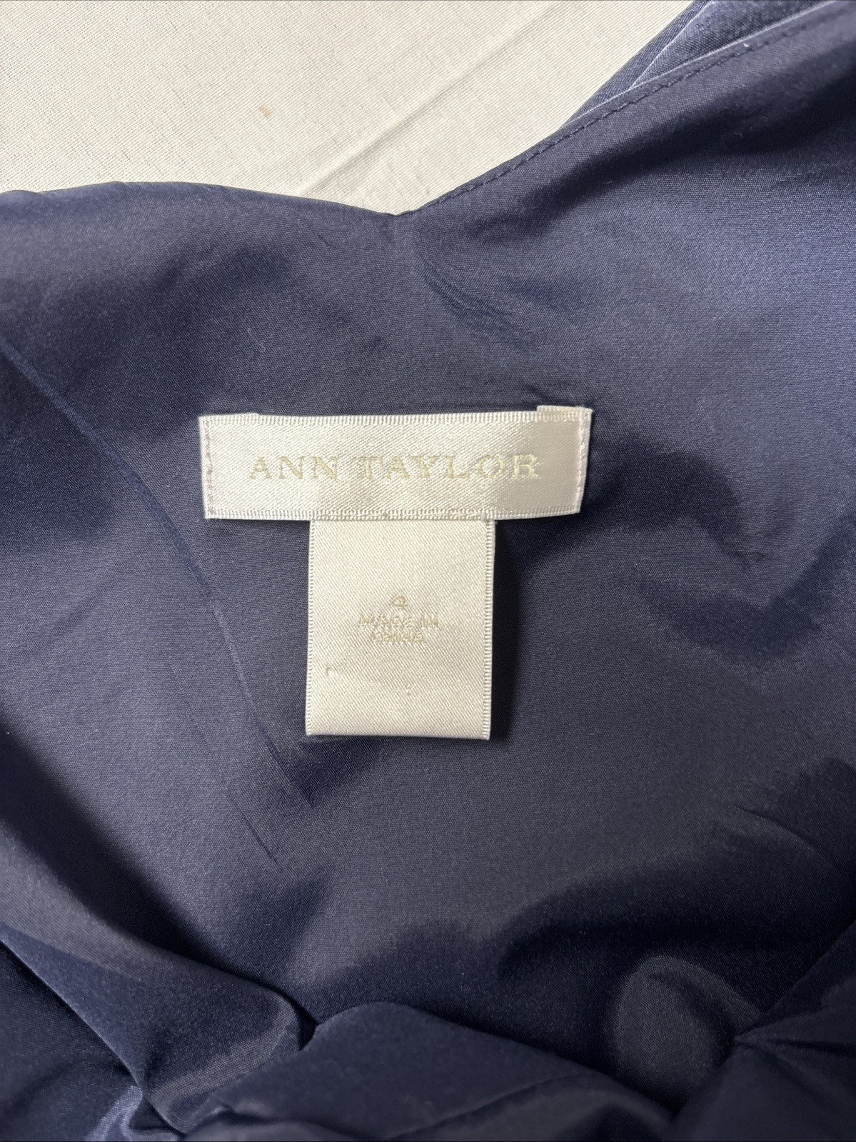 Vtg Ann Taylor Sleeveless Cocktail Dress Women’s Size 4 Blue 100% Silk Shell Zip