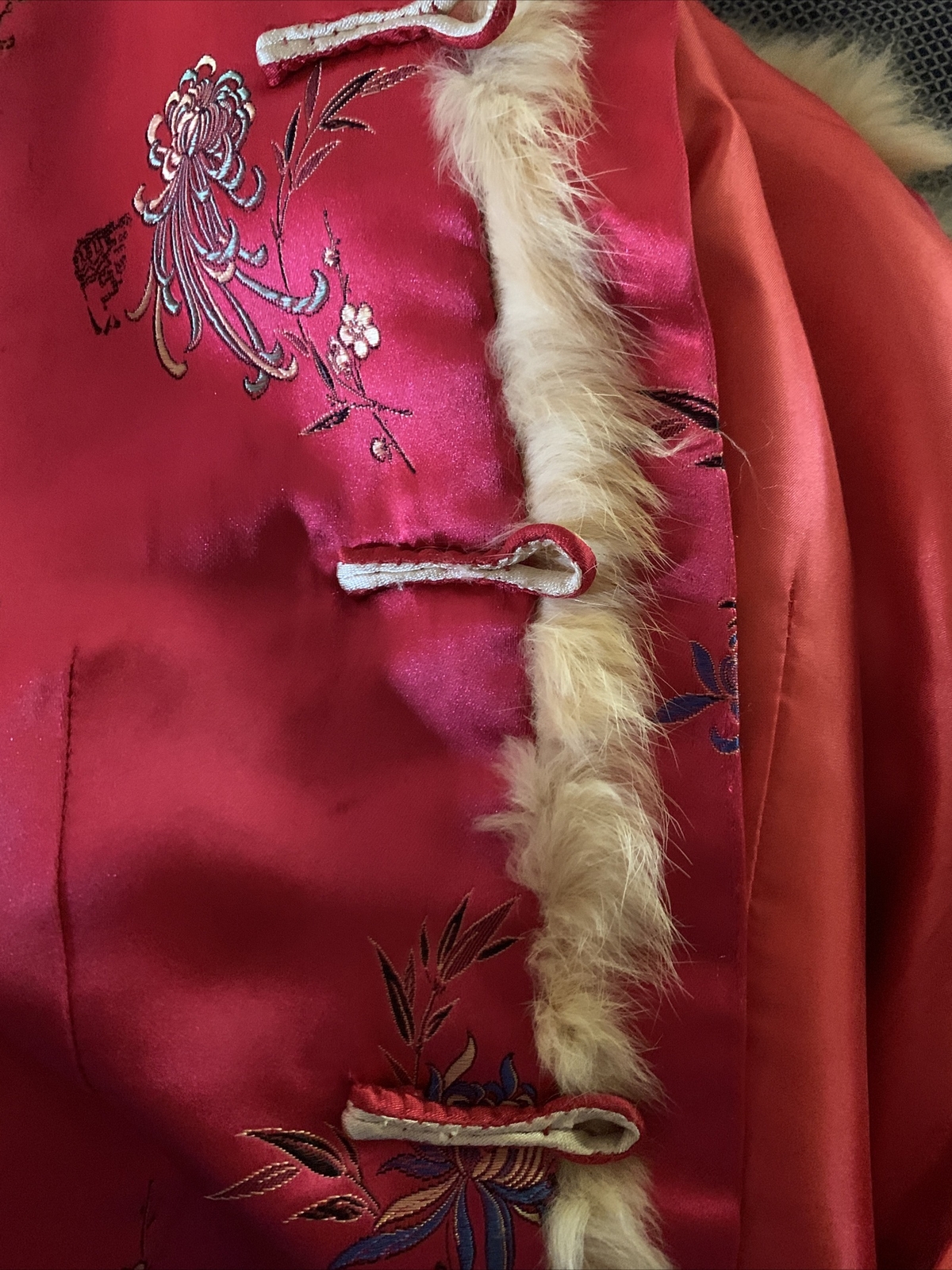 Vintage 70s Asian Ethnic Rabbit Fur Trim Red Satin Vest Boho Hippie Festival L