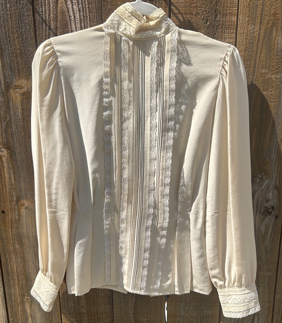 Vintage 1970’s Neiman Marcus by Pierre Cardin 100% Silk Gibson Girl Blouse Sz 4